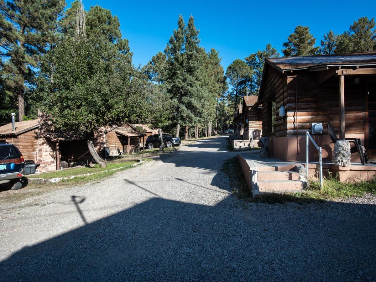 Apache Village 10, King Studio, Midtown, Sleeps 2 Ruidoso Buitenkant foto