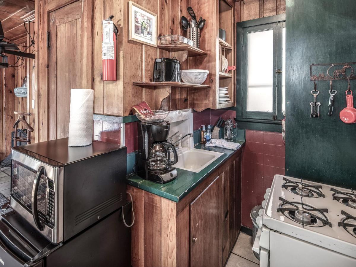 Apache Village 10, King Studio, Midtown, Sleeps 2 Ruidoso Buitenkant foto