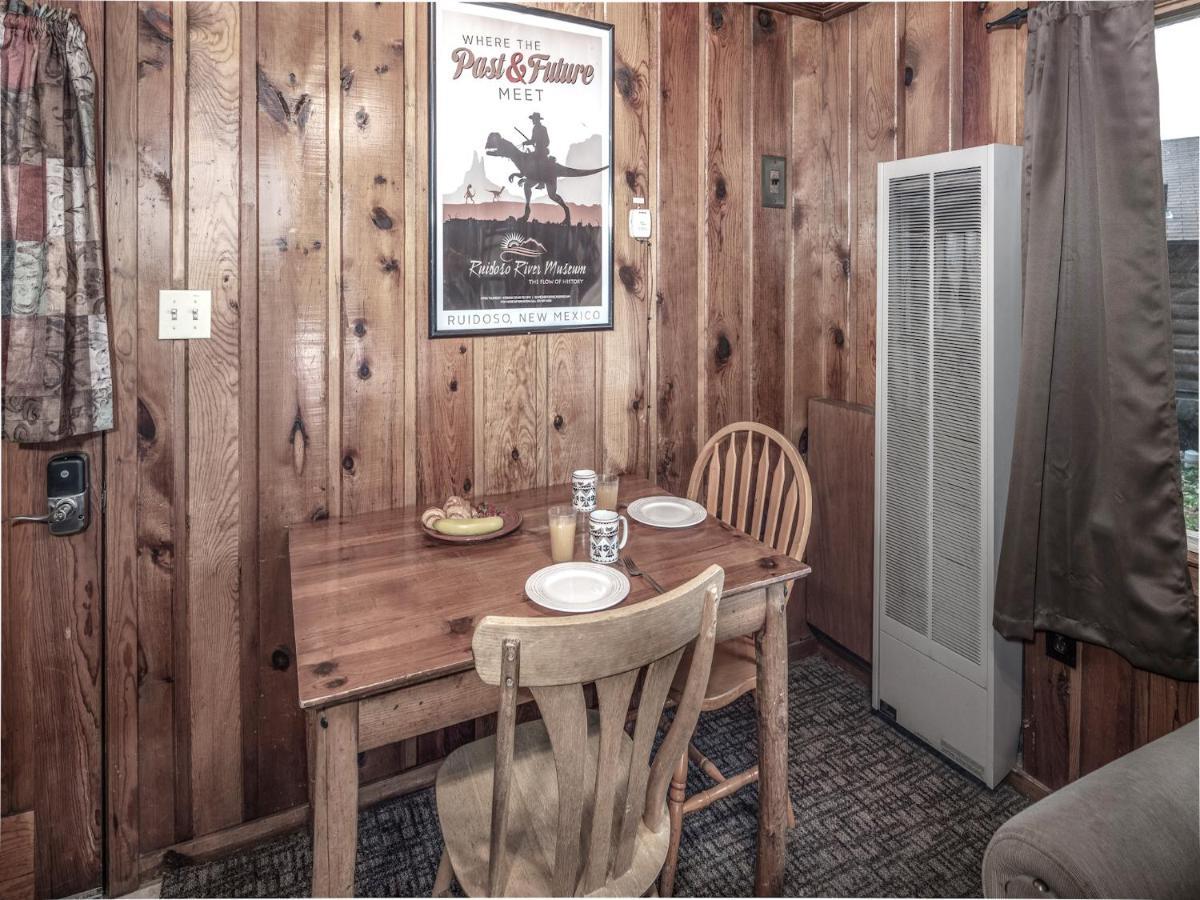 Apache Village 10, King Studio, Midtown, Sleeps 2 Ruidoso Buitenkant foto