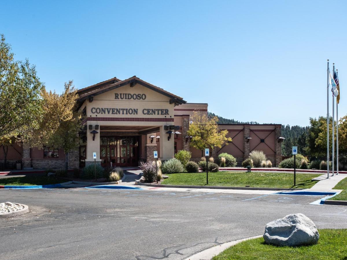 Apache Village 10, King Studio, Midtown, Sleeps 2 Ruidoso Buitenkant foto